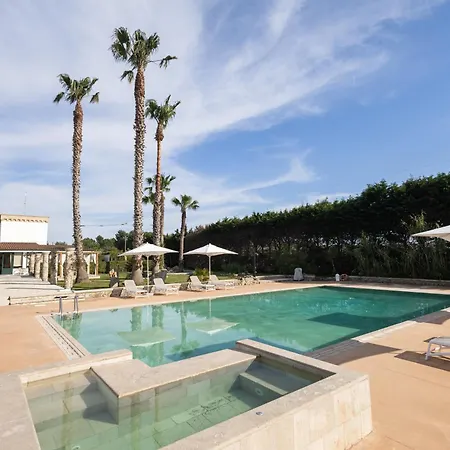 Masseria Tenuta Specolizzi ليدو ماريني