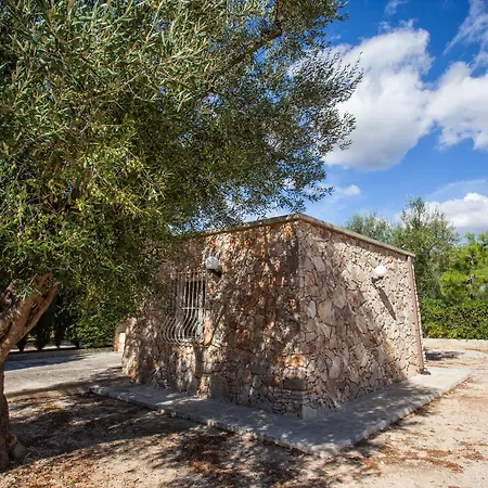 Фермерский дом Masseria Tenuta Specolizzi Лидо-Марини