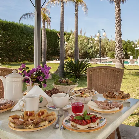 Masseria Tenuta Specolizzi * Лидо-Марини