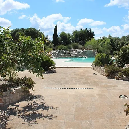 Alloggio per agriturismo Masseria Tenuta Specolizzi Lido Marini