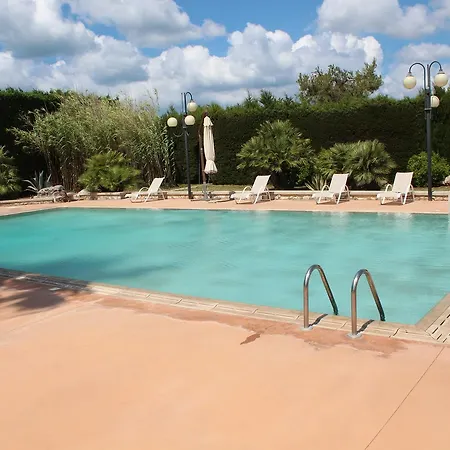 Masseria Tenuta Specolizzi * Lido Marini